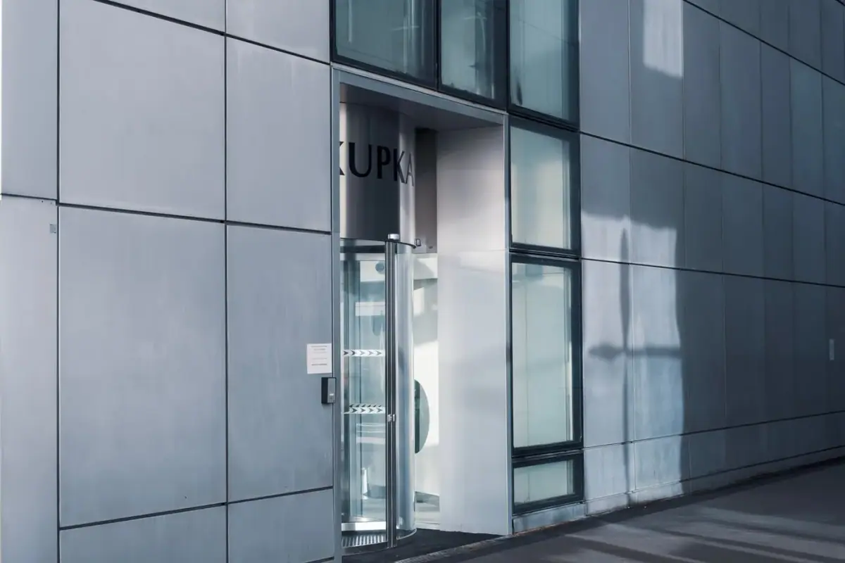 Commercial building entrance served by a Mission Viejo commercial locksmith